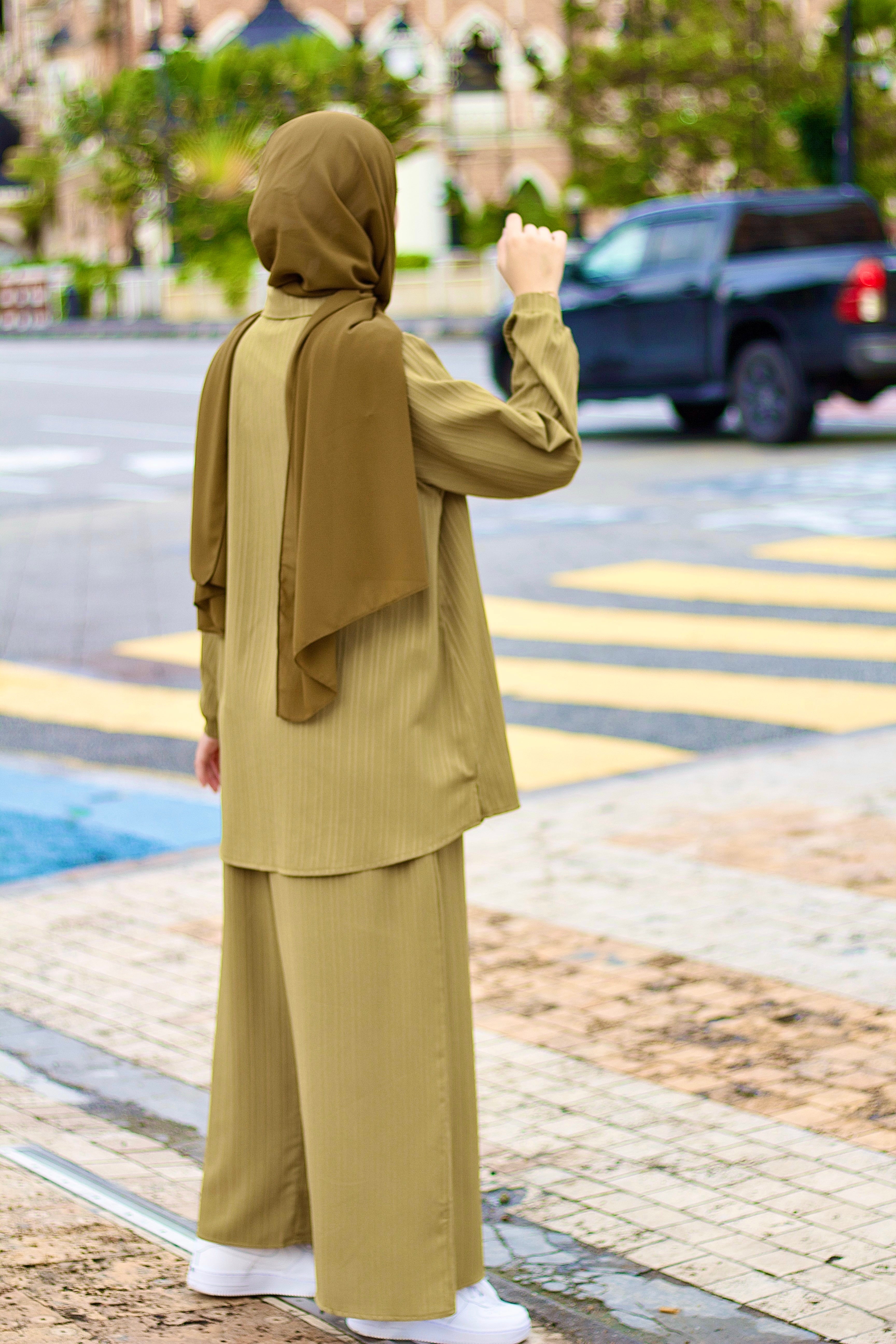 Modwest Olive Green Hijab – Modwest & Co.
