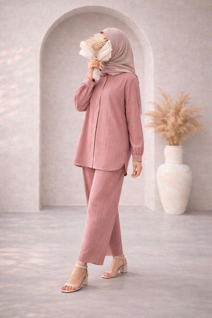 Blush Pleated Set