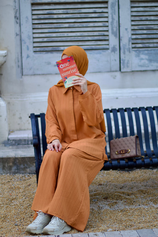 Rust Pleated Set